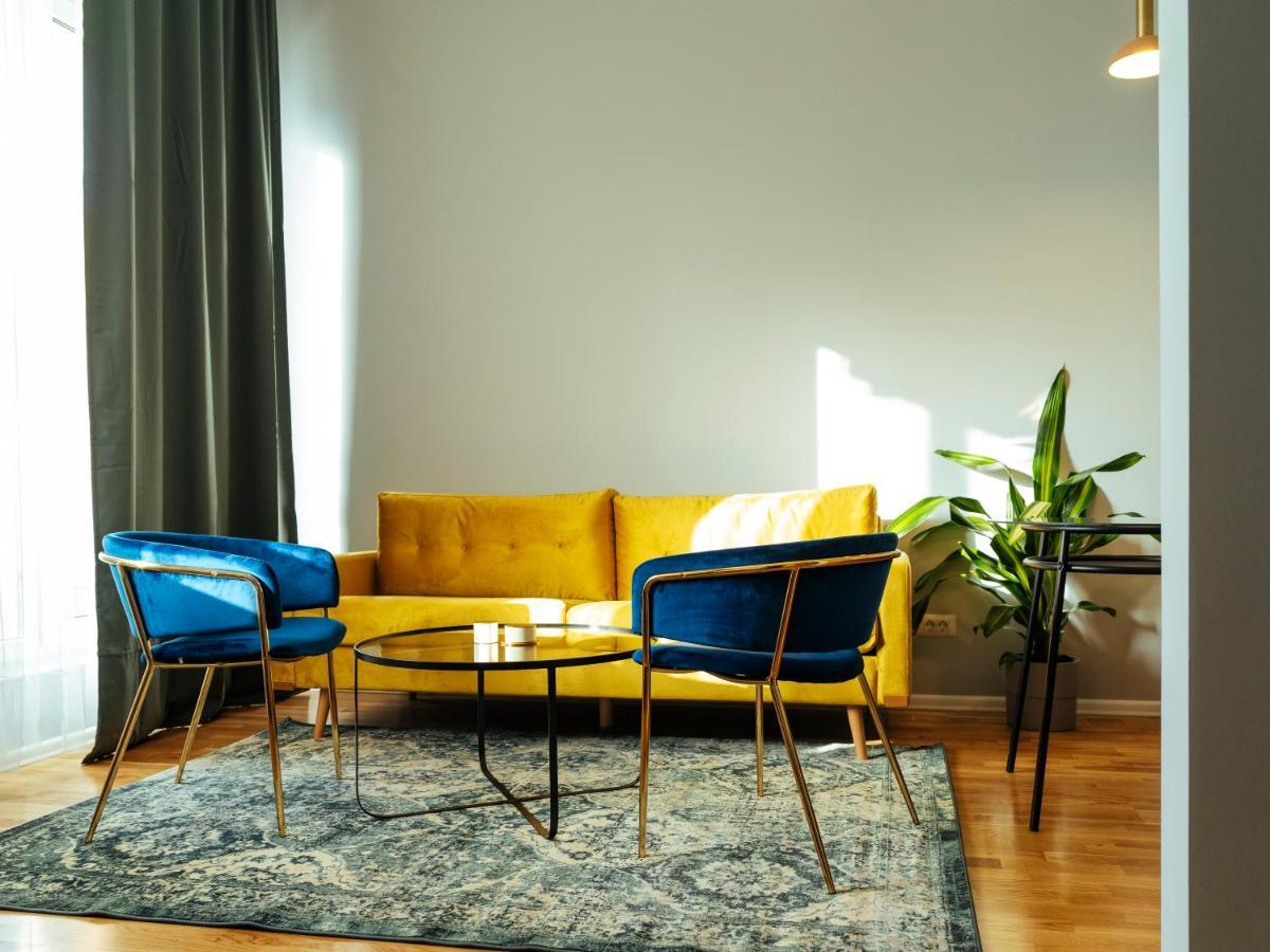 Beautiful Apartment - Top Location - Amazing Balcony Бухарест Екстер'єр фото
