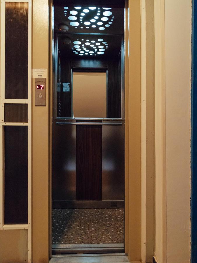 Beautiful Apartment - Top Location - Amazing Balcony Бухарест Екстер'єр фото