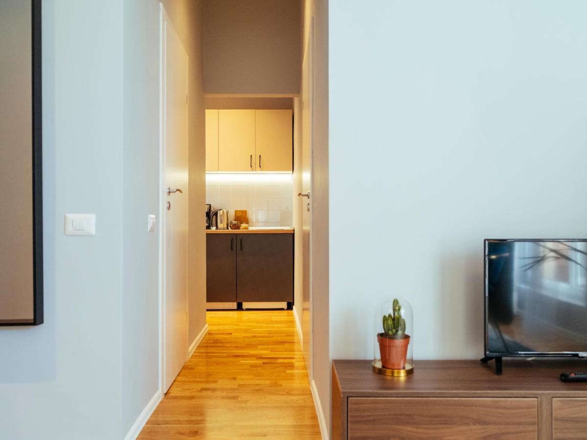 Beautiful Apartment - Top Location - Amazing Balcony Бухарест Екстер'єр фото